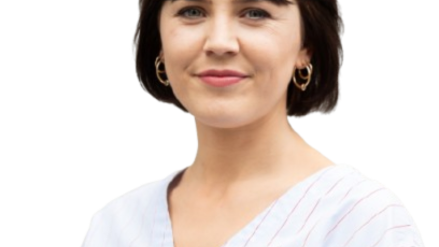 Stephanie Deane Headshot